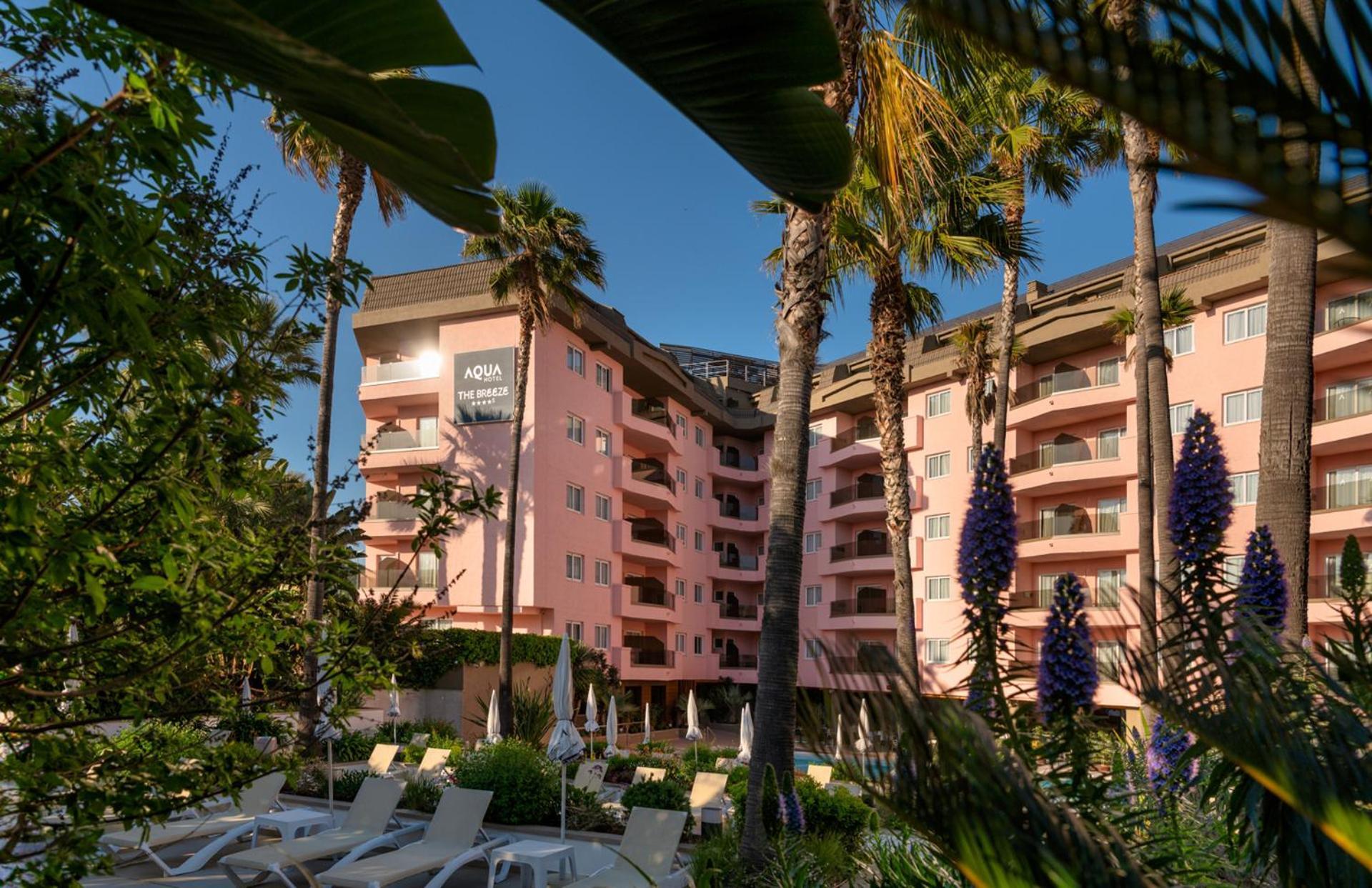 Aqua The Breeze (adults Only +18) Santa Susanna