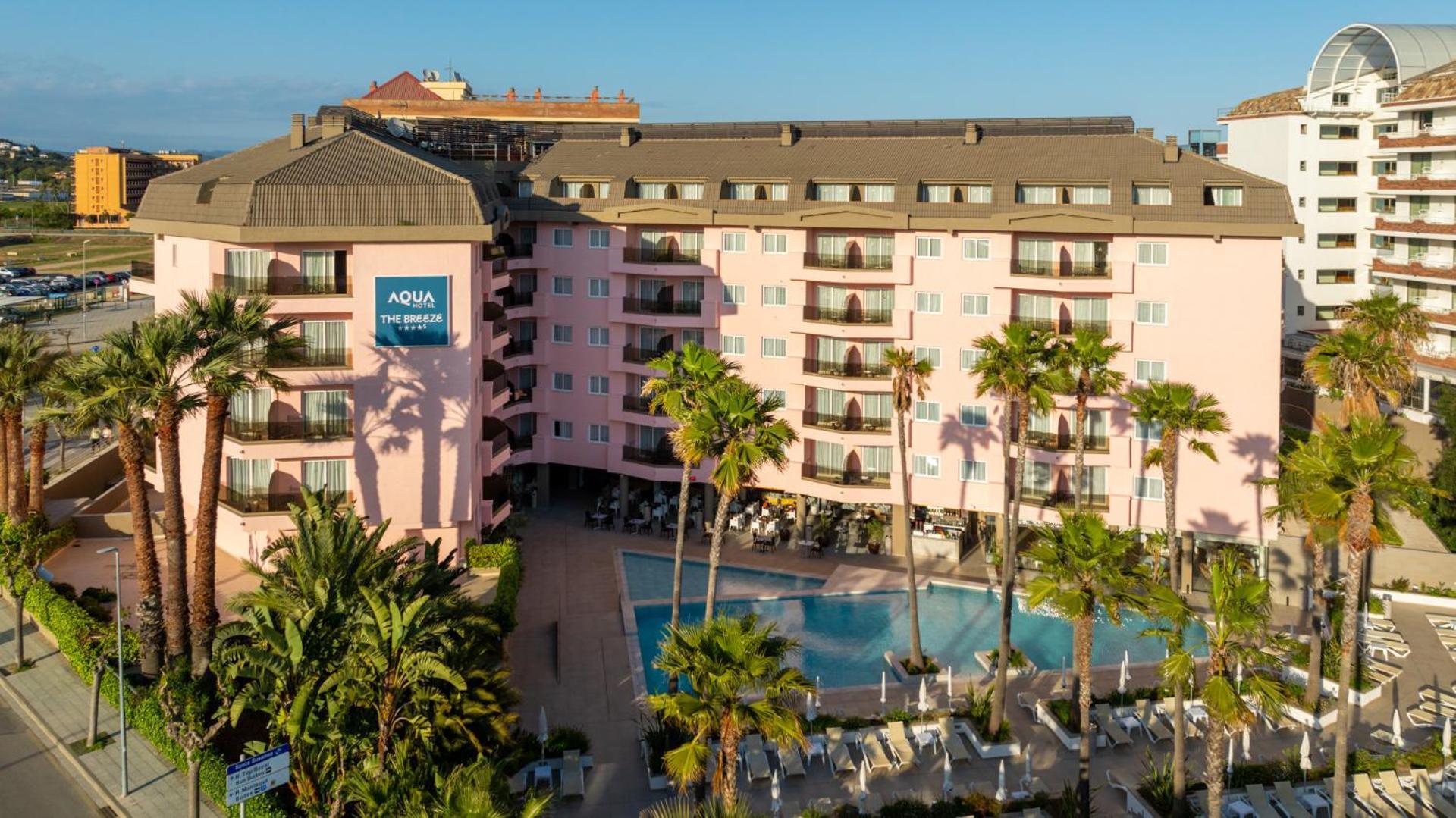 Aqua The Breeze (adults Only +18)