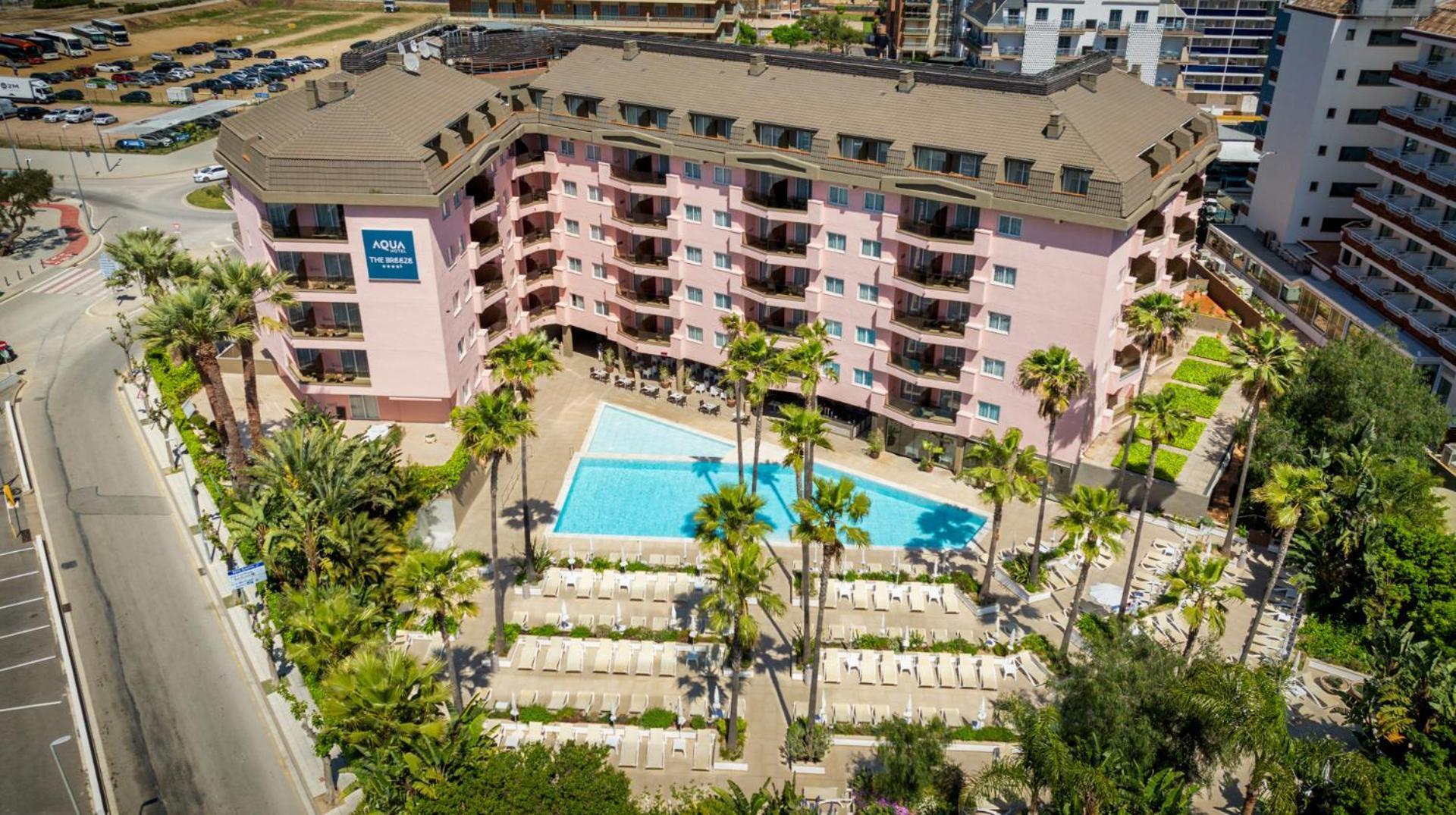 Aqua The Breeze (adults Only +18) 4*